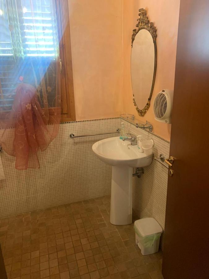 B&B Dal Fiocinino Комакио Екстериор снимка